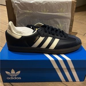 Samba OG “Night Navy Gum”